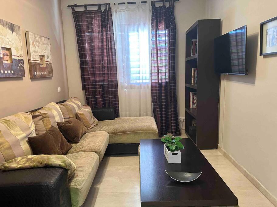Modern 5-Bedroom Villa With Pool Montequinto Esterno foto