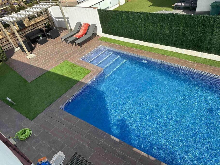 Modern 5-Bedroom Villa With Pool Montequinto Esterno foto