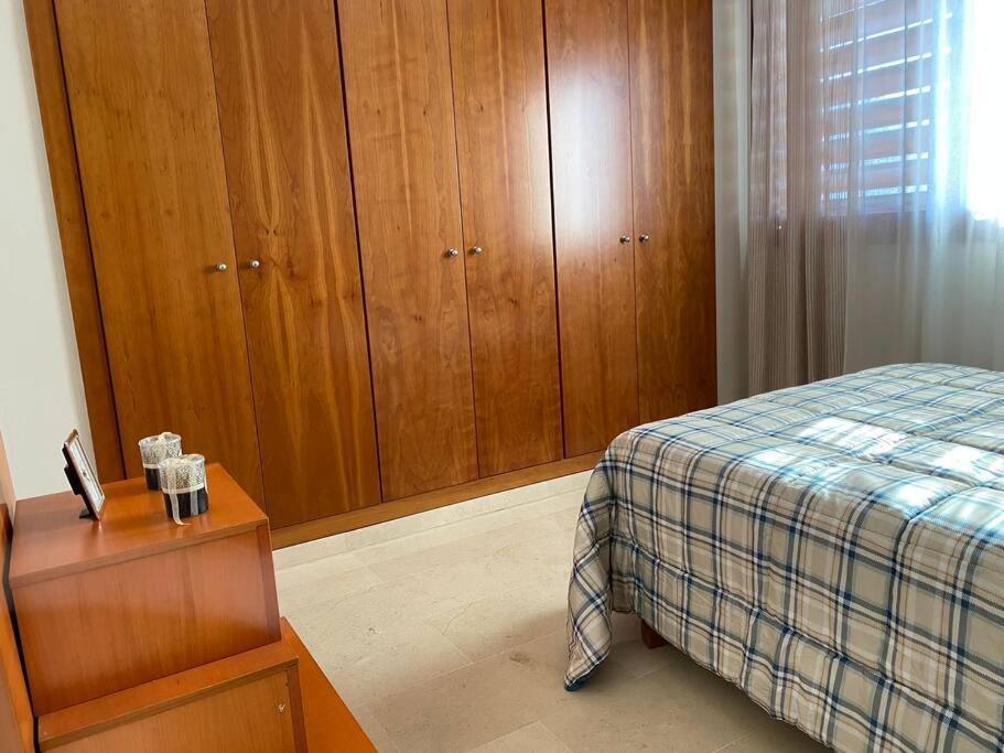 Modern 5-Bedroom Villa With Pool Montequinto Esterno foto